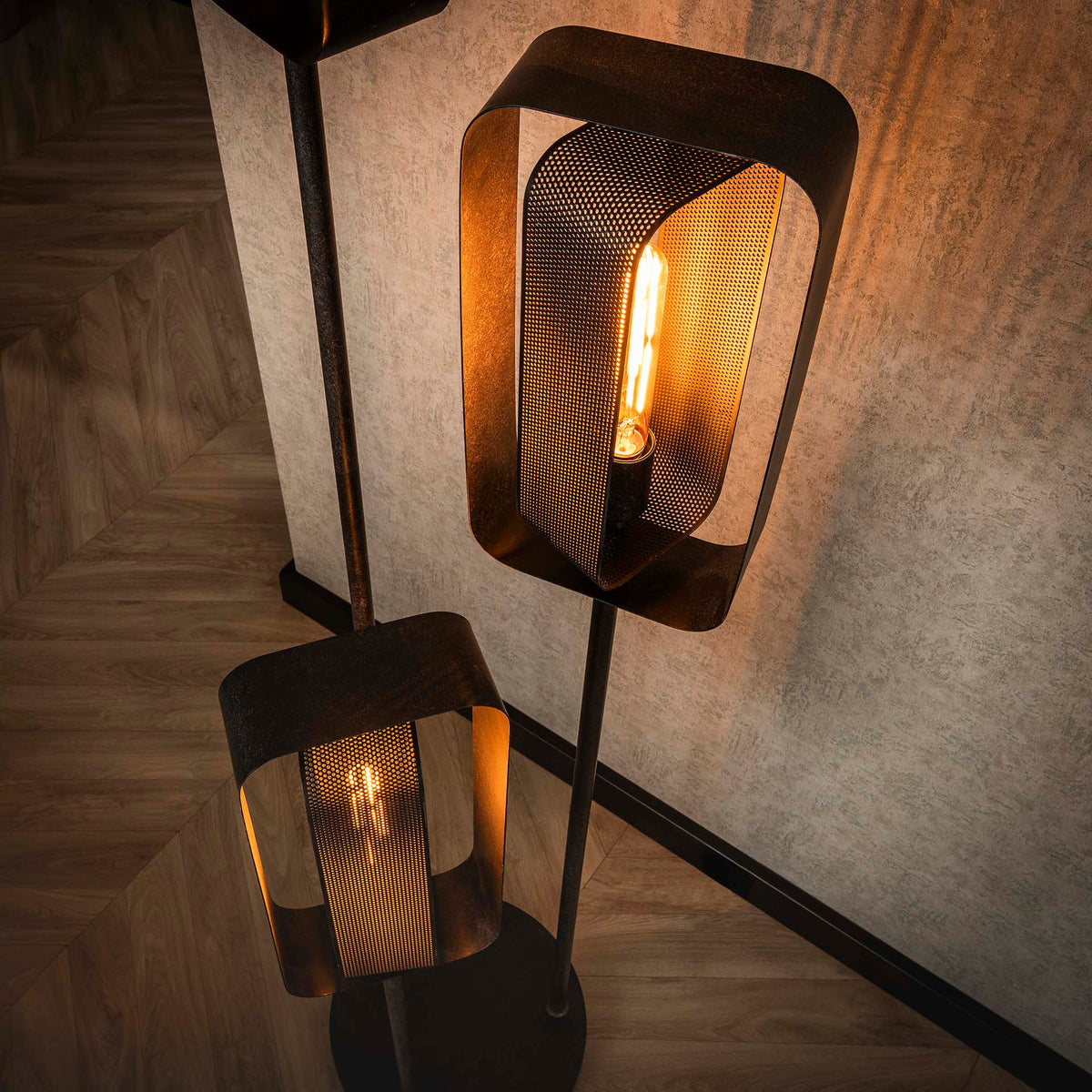 Vloerlamp Flame (Internet retour) Retour24