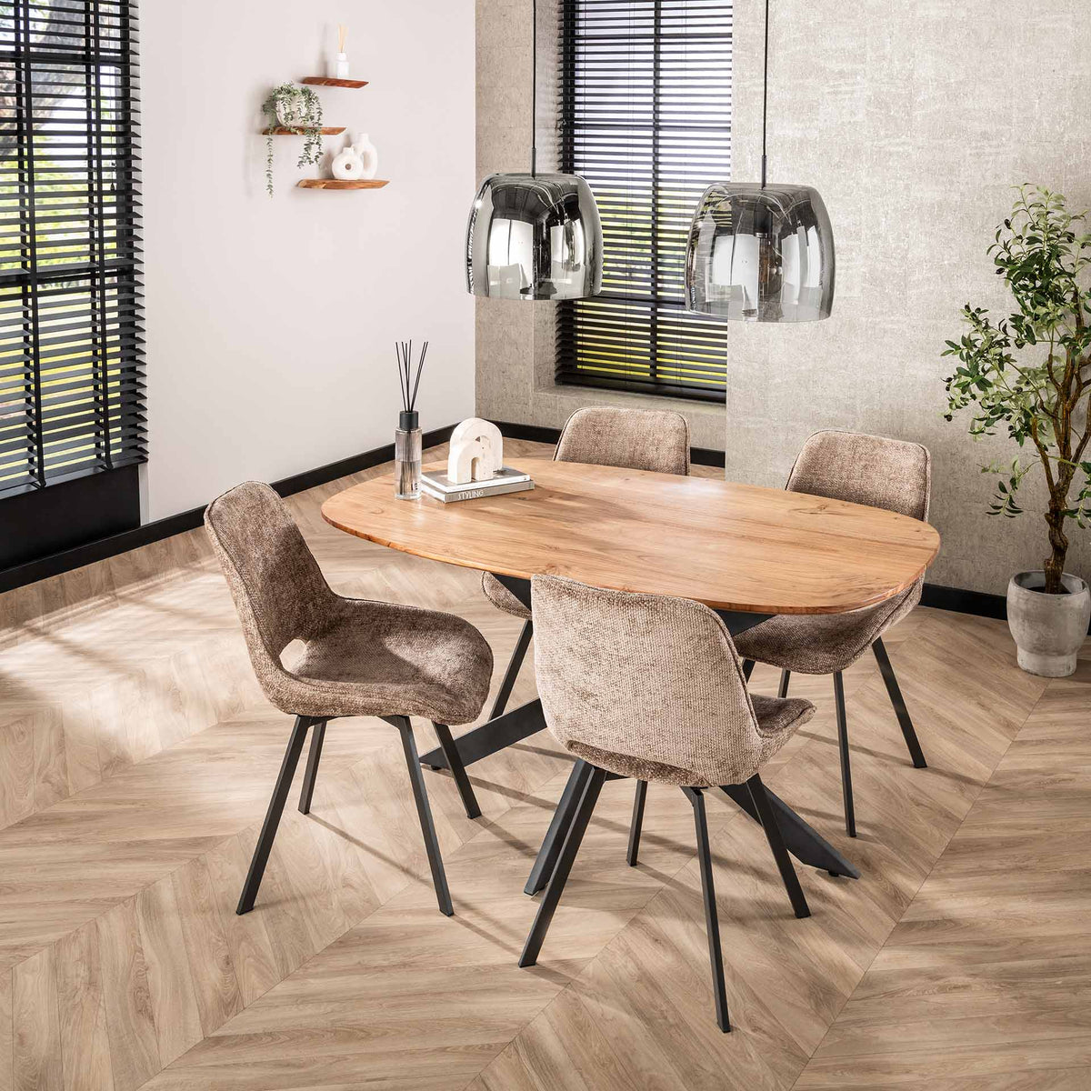 Eettafel Melody - Deens Ovaal - Acaciahout - 150 cm